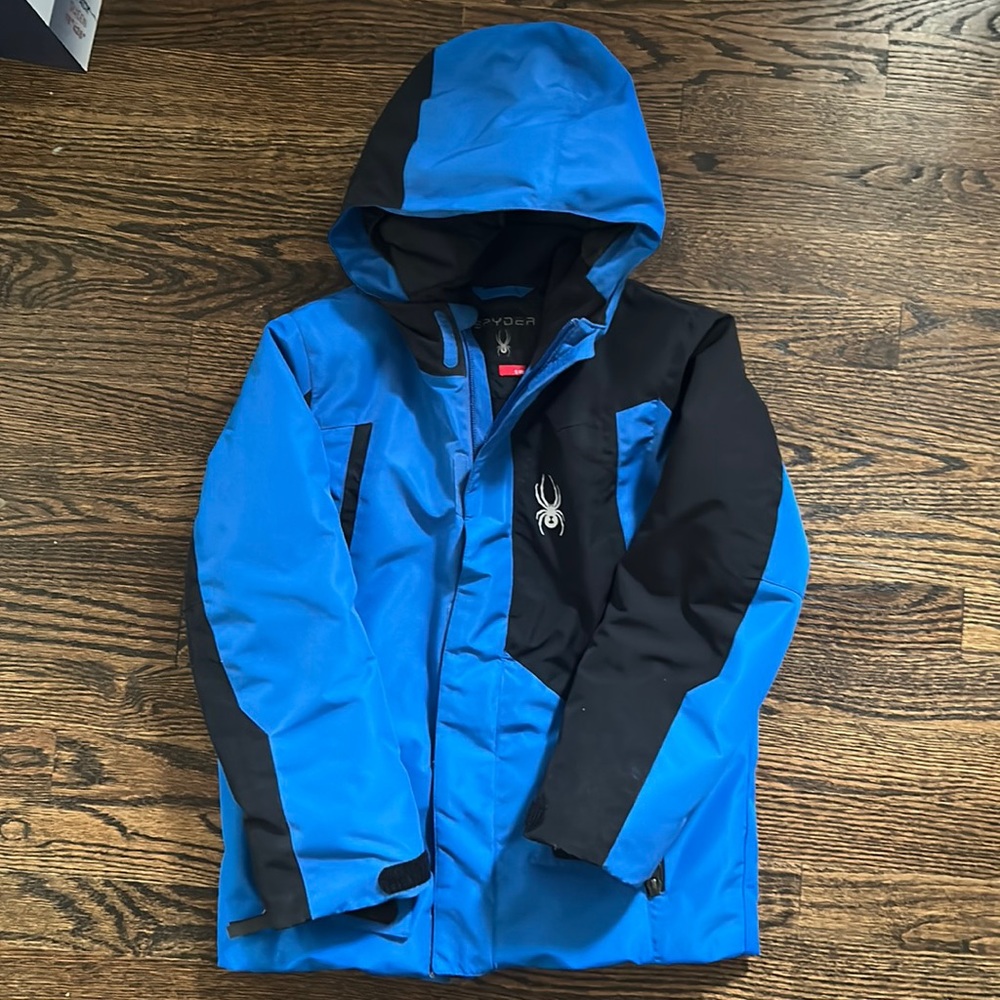 Boys Spyder winter Jacket - Barely worn. Great condition